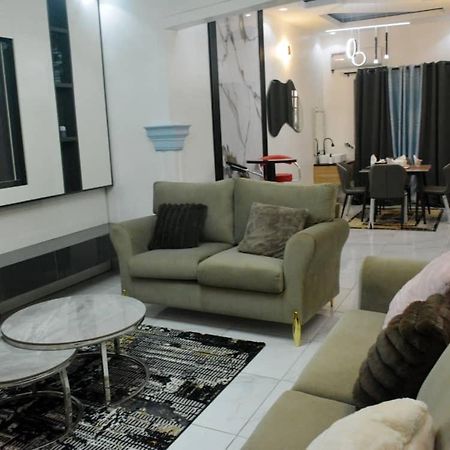 Danzee Apartments And Suites Benin City Extérieur photo