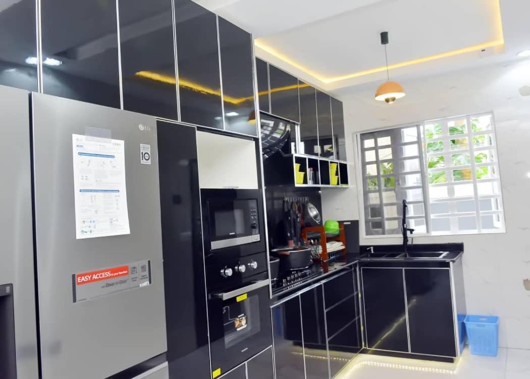 Danzee Apartments And Suites Benin City Extérieur photo