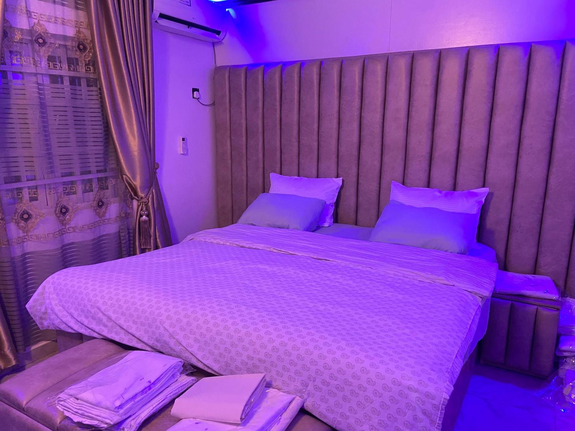 Danzee Apartments And Suites Benin City Extérieur photo